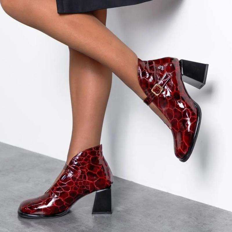 Fashion Square-toe High-heeled Leather Shoes