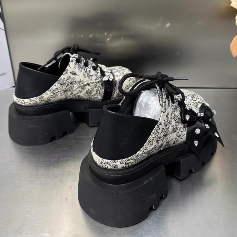 Rhinestone Retro Print Thick Sole Shoes