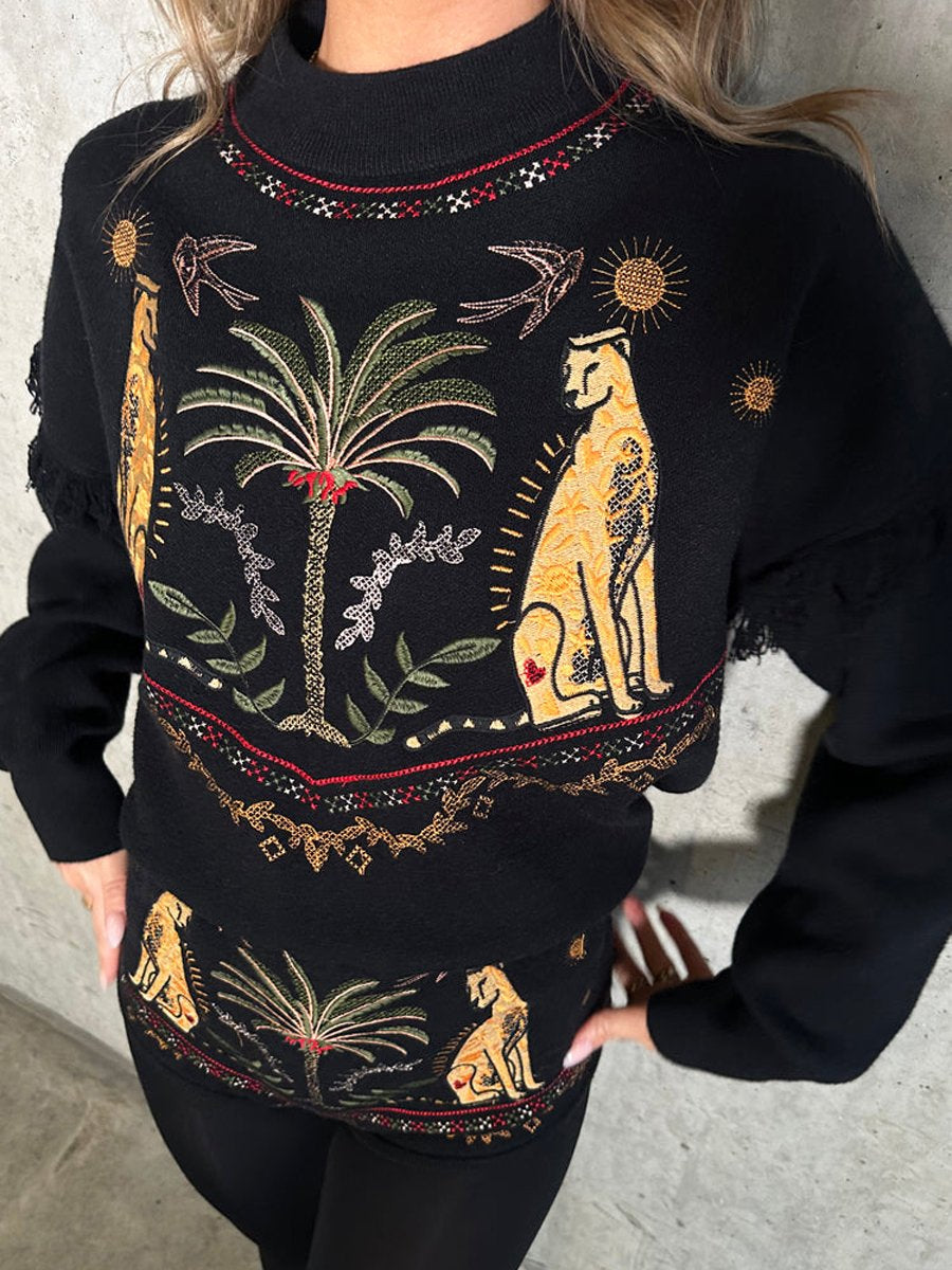 Fashion Embroidered Print Sweater Suit