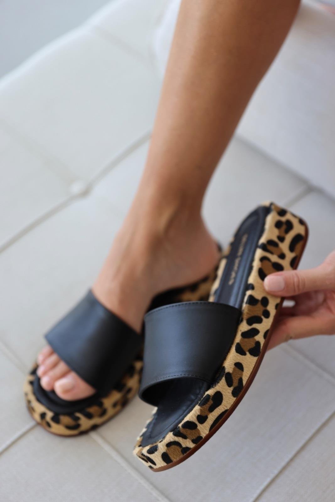 Leopard Sole Women's Slippers