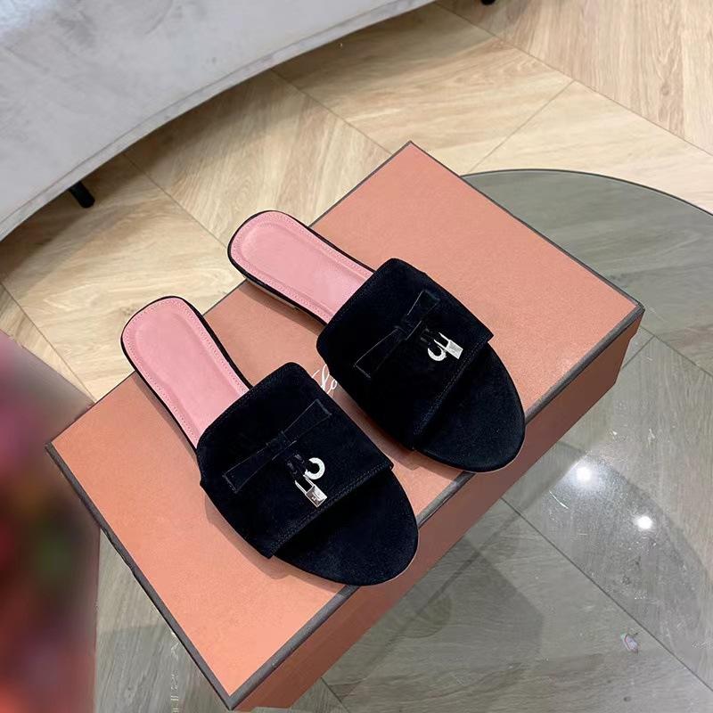 Fashion Casual Retro Lock Flat Slippers