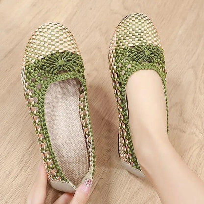 Hand-woven mesh flats