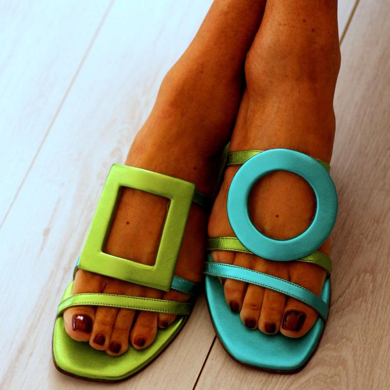 Asymmetrical Design Flat Slippers