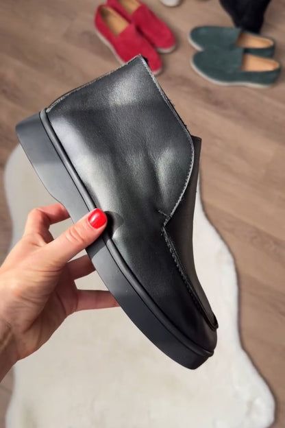 Women's Black Leather Slip-On Loafers