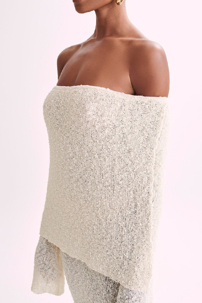 Off-the-shoulder knitted midi dress